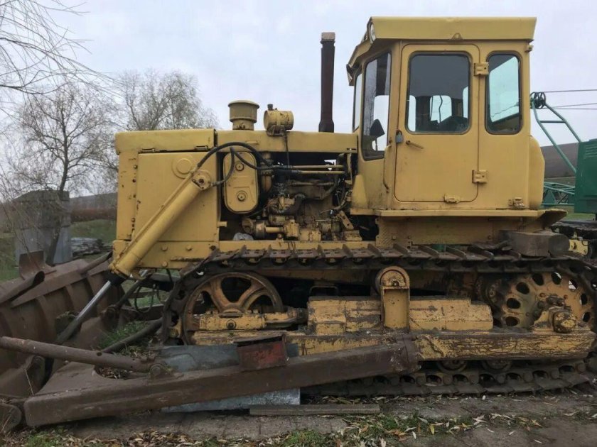 Бульдозер ЧТЗ Т-170