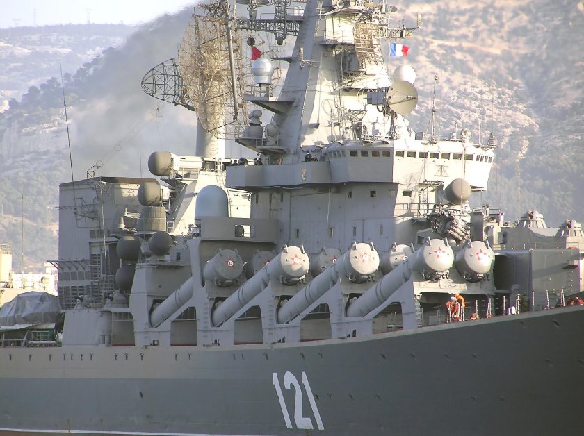 Маршал Устинов ракетный крейсер