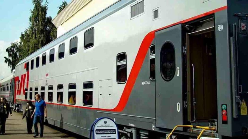 Двухэтажный пассажирский вагон РЖД