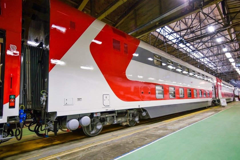 Двухэтажный вагон ТВЗ