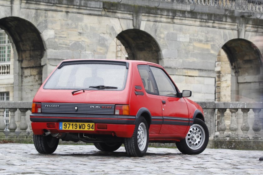 Peugeot 205 GTI