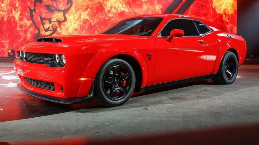 Dodge challenger srt demon 2018