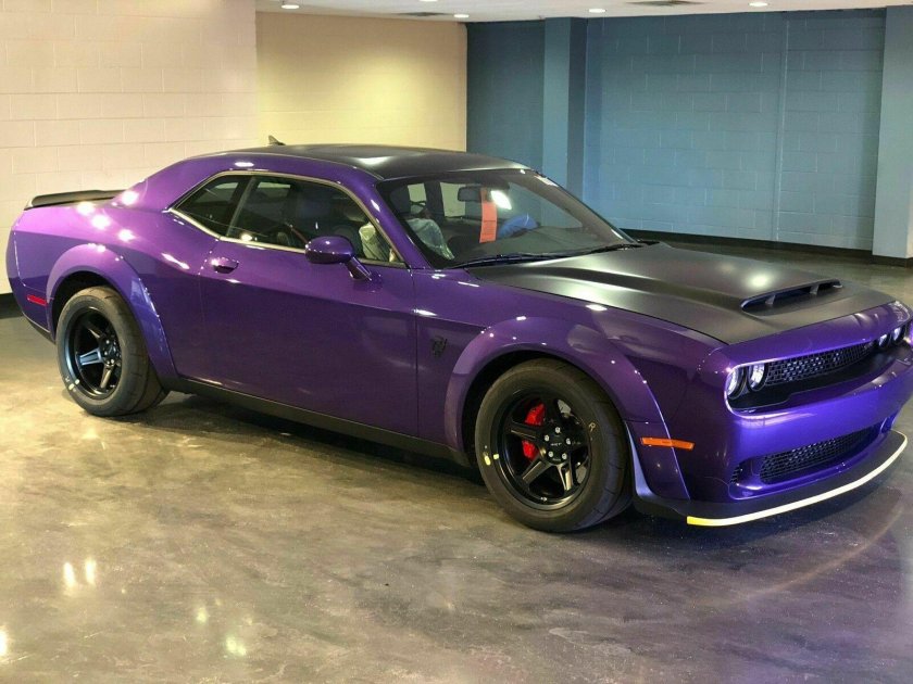 Додж Челленджер СРТ демон 2020