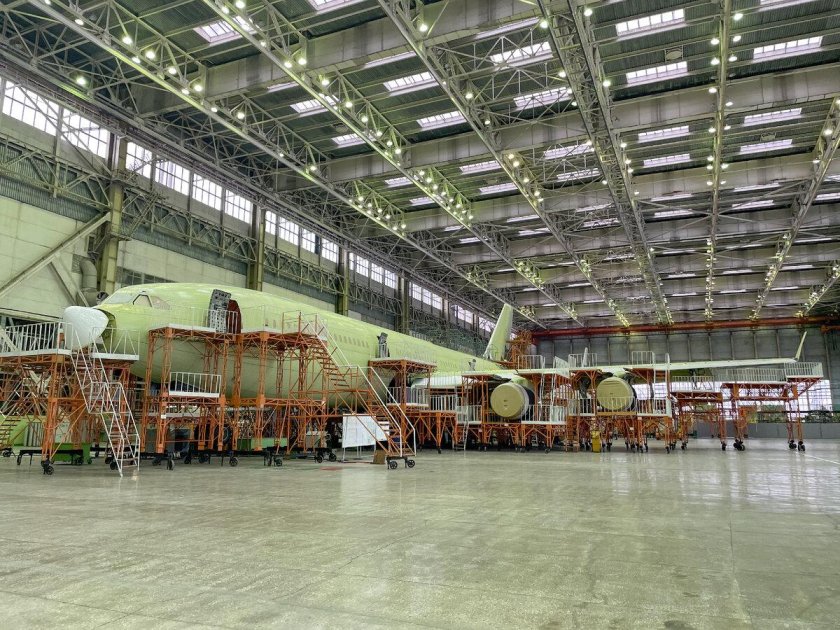 Васо завод ил-96