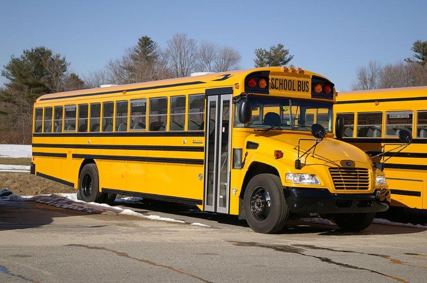 Школьный автобус