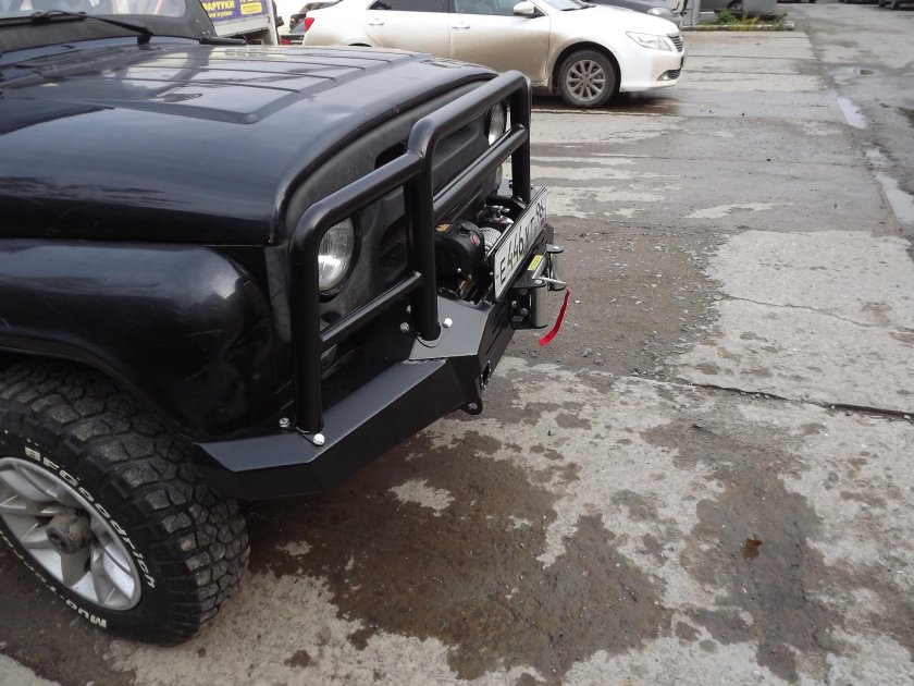 Силовой бампер на УАЗ 469