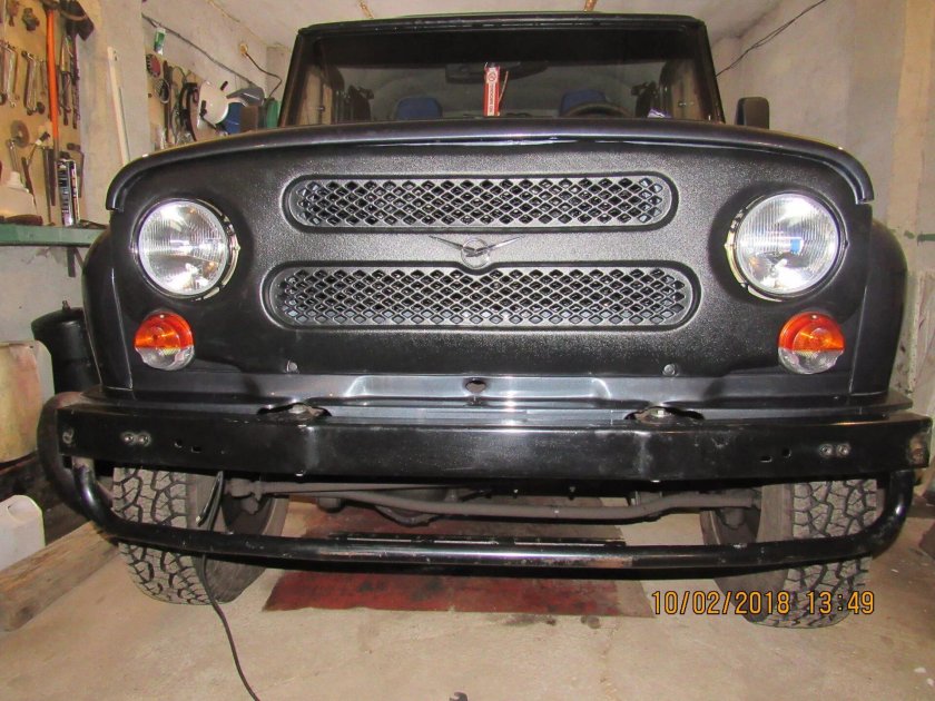 Передний бампер УАЗ Хантер штатный