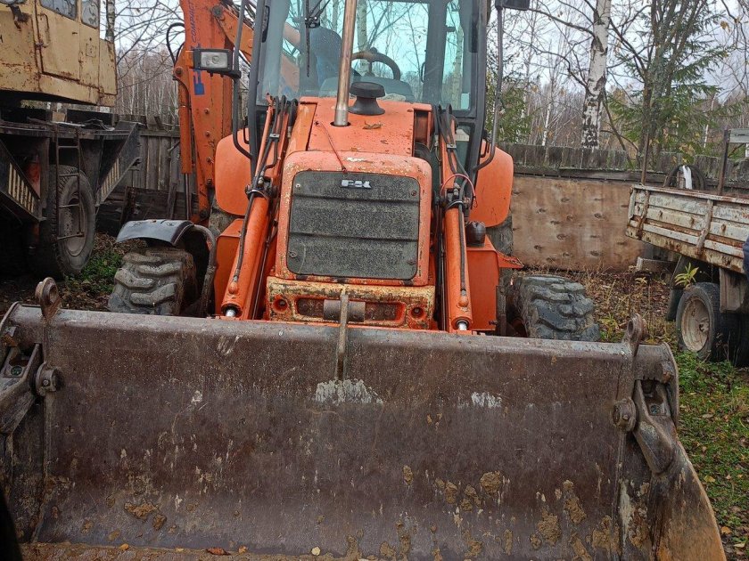 Экскаватор погрузчик fiat hitachi fb 100