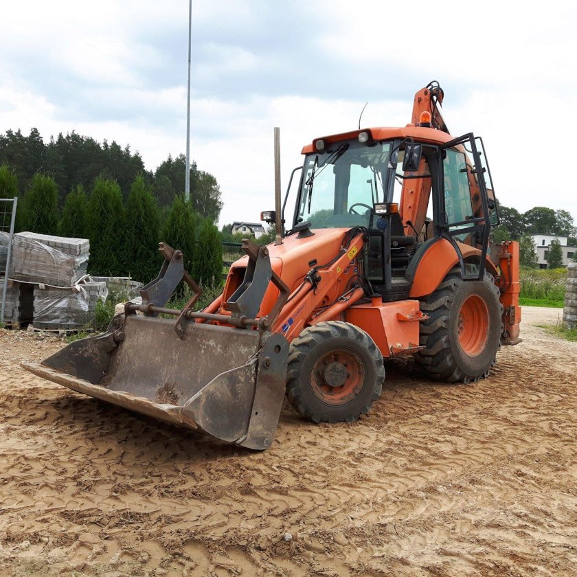 Фиат Хитачи fb100.2