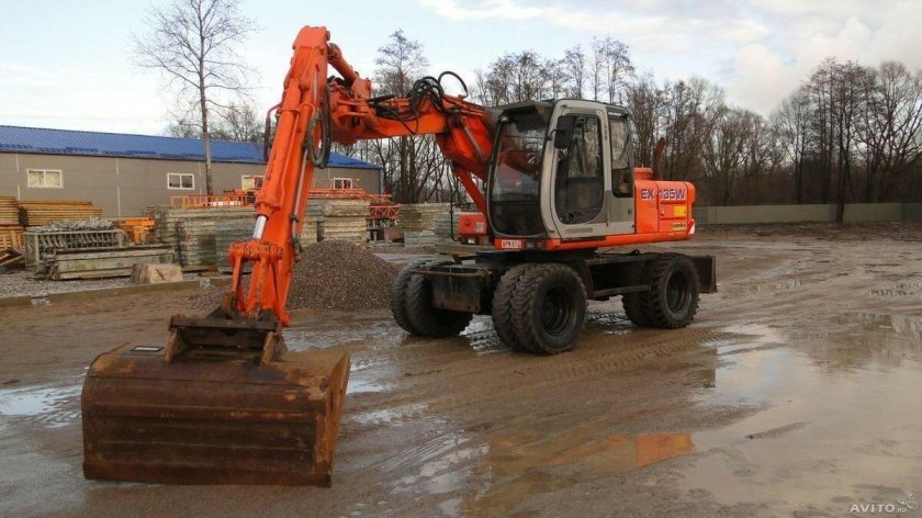 Hitachi 160 экскаватор колесный