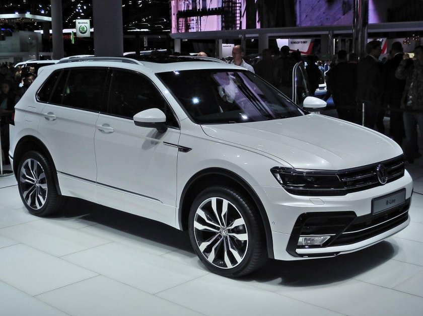 VW Tiguan r-line