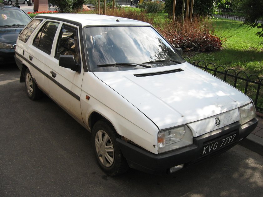 Шкода Форман 1987