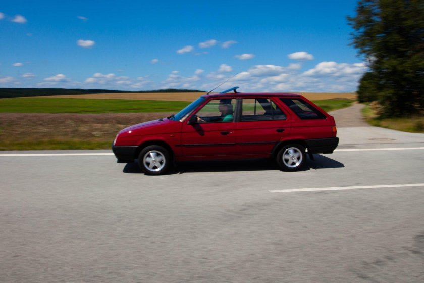 Шкода Форман 1993