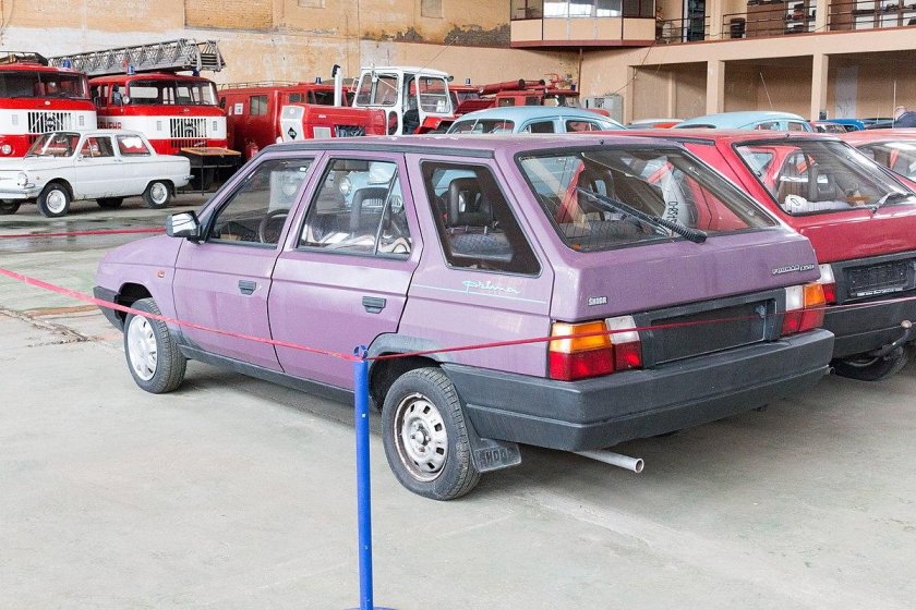 Skoda Forman универсал