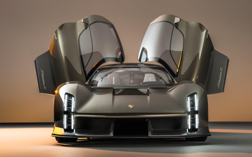 Porsche Mission r