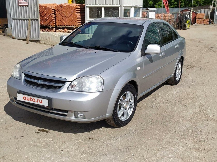 Шевроле Лачетти 2012 года