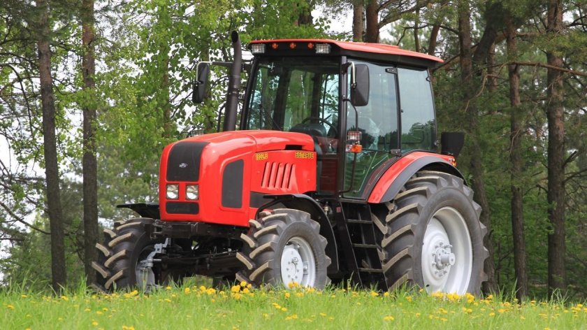 Трактор МТЗ 2022 Беларус