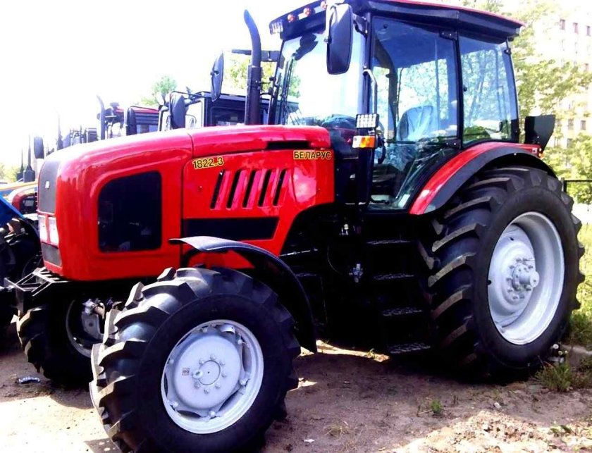 Беларус 1822.3