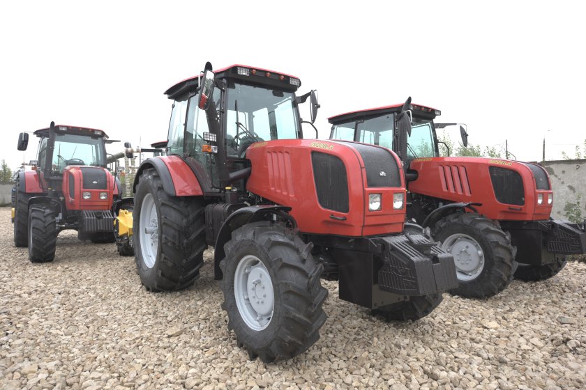 Трактор Беларус 2022.3