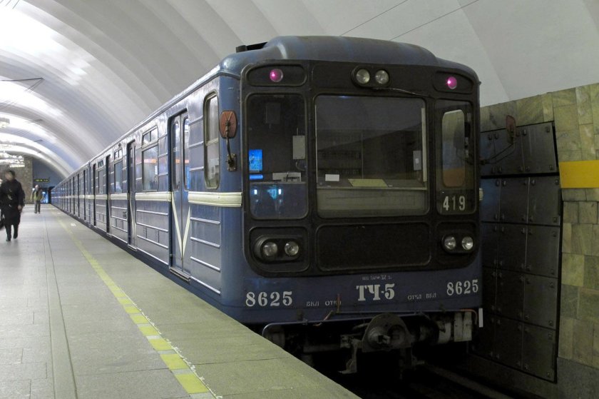 Новочеркасская станция метро