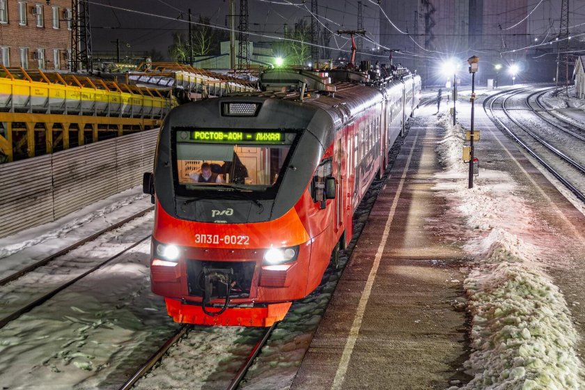 Эп3д электропоезд