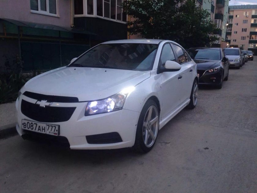 Chevrolet Cruze реснички