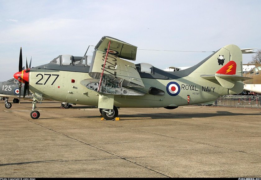 Фейри Ганнет самолет