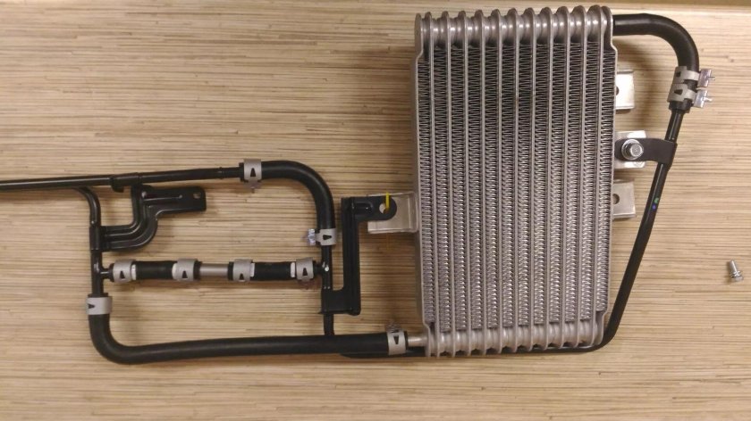 Радиатор АКПП Митсубиси Паджеро спорт 2