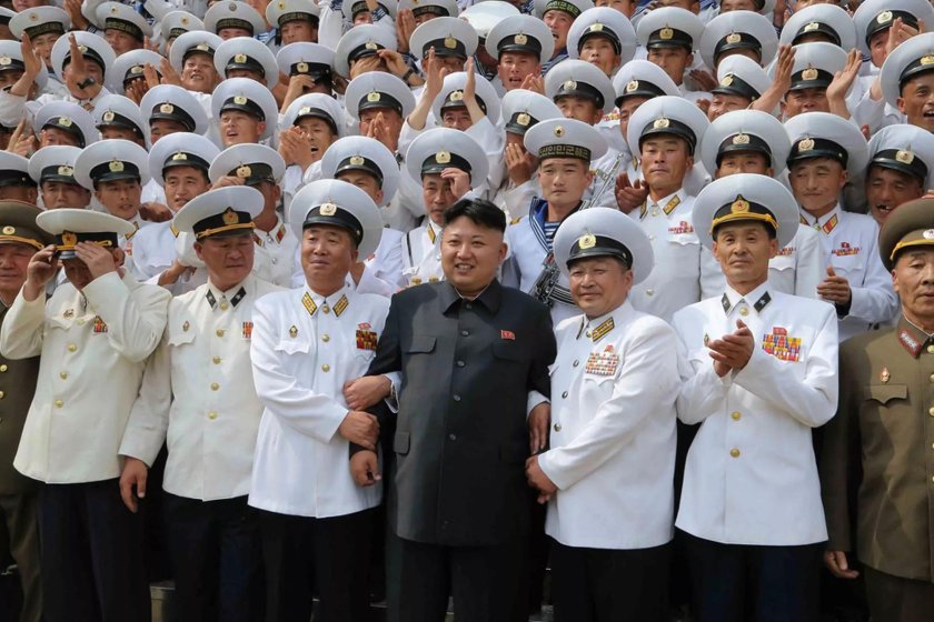 Ким Чен Ын подводная лодка