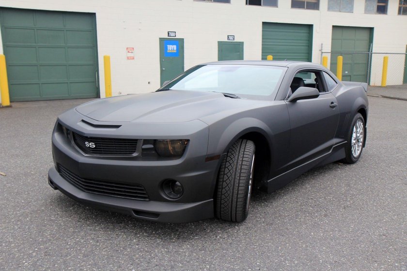 Шевроле Камаро матовый