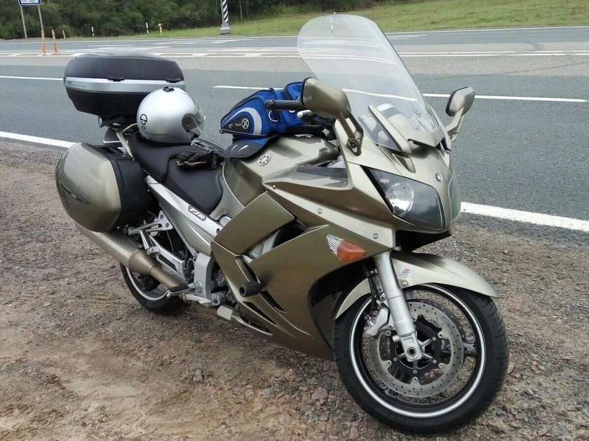 Ямаха спорт турист 1300 2007 год серый