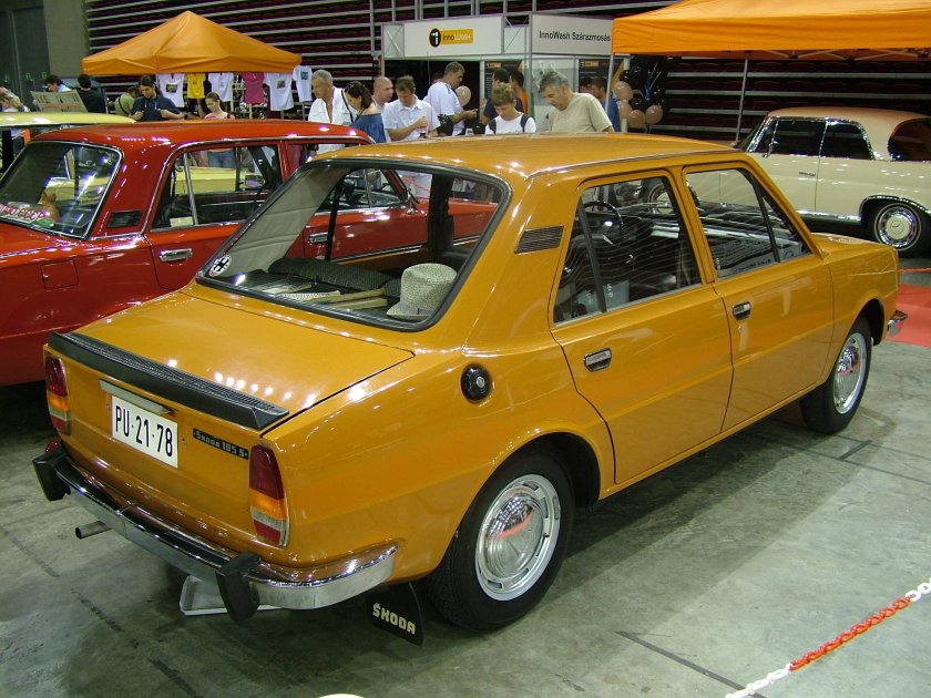 Skoda 105