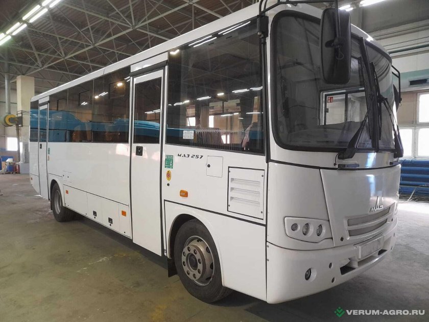 Автобус маз