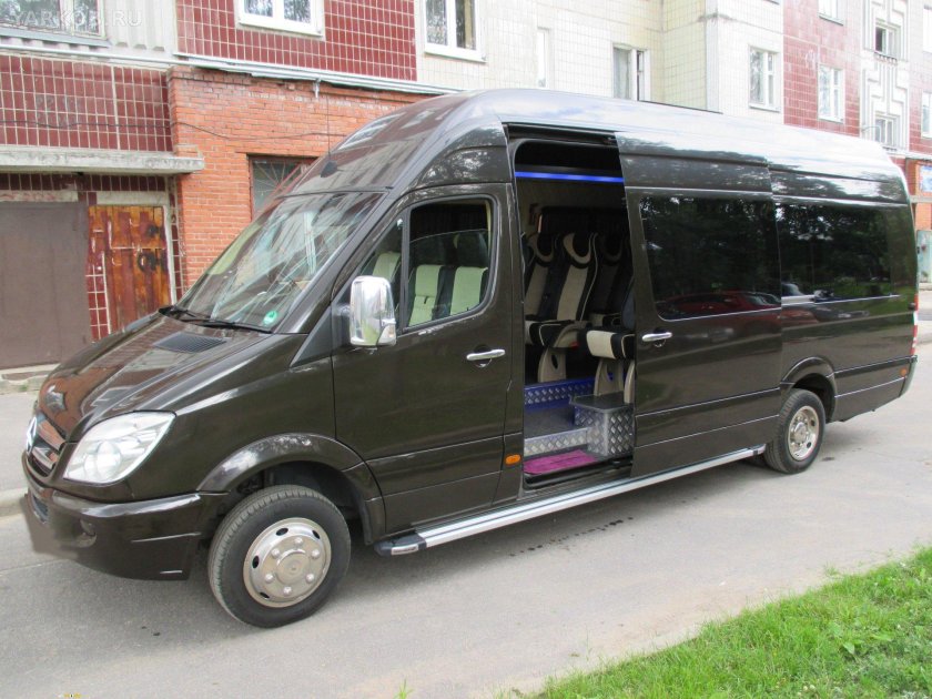 Микроавтобус Мерседес Спринтер 515