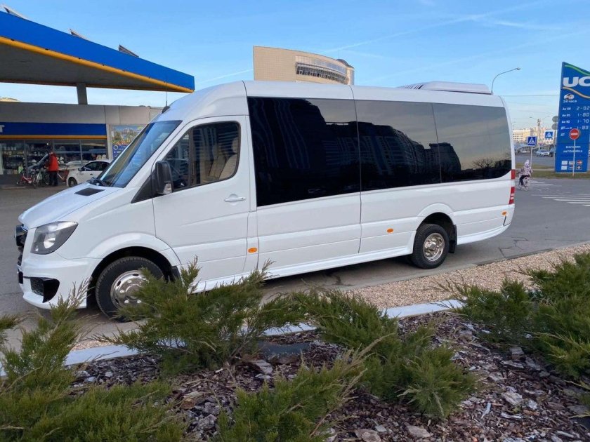Микроавтобус Мерседес 20 мест