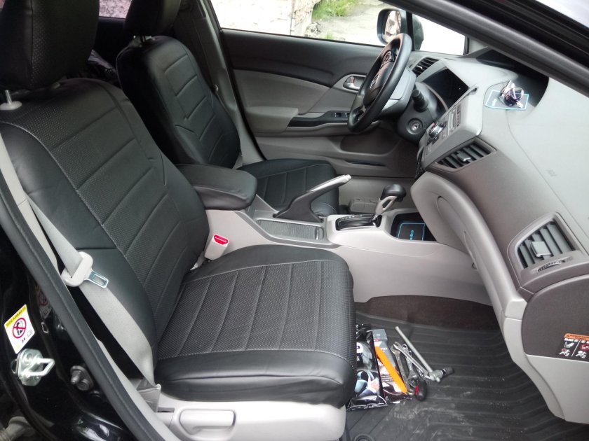 Чехлы на сиденья хонда цивик 4д