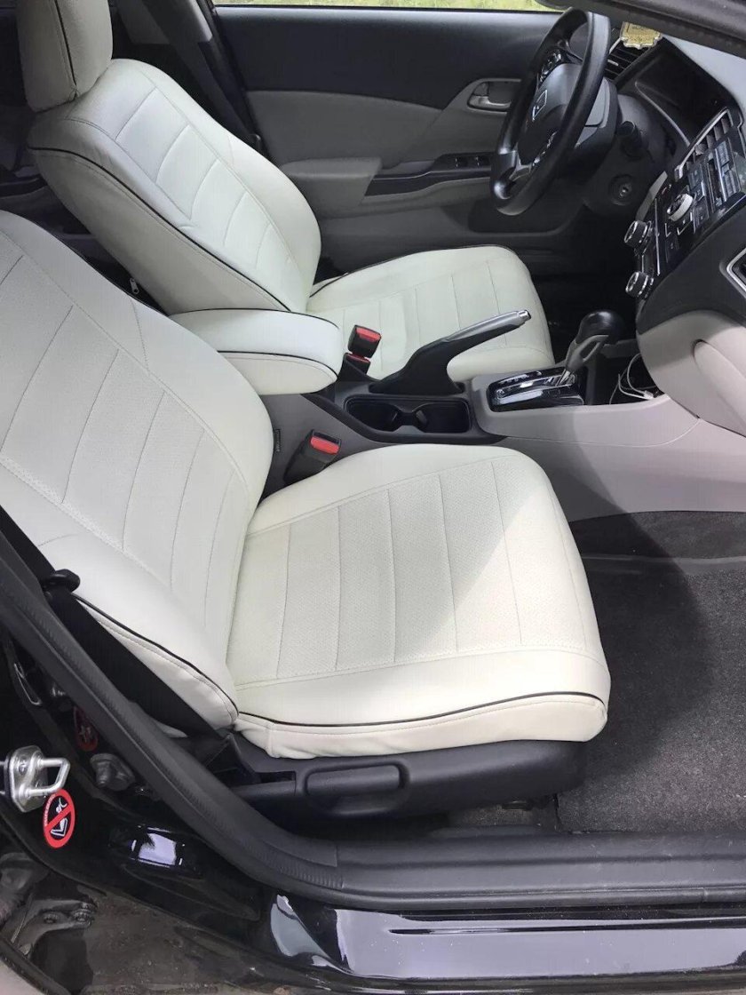 Чехлы Honda Civic 4d 2008