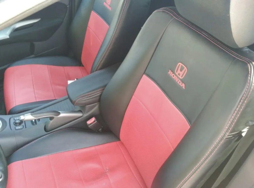 Чехлы на Хонда Цивик 5д