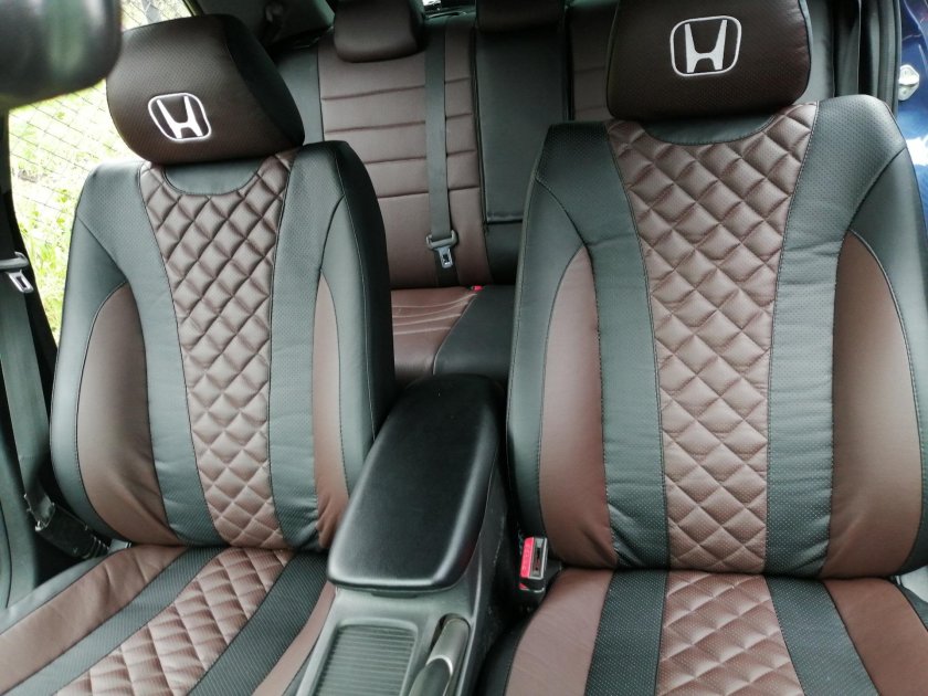 Чехлы экокожа Хонда Цивик 4д