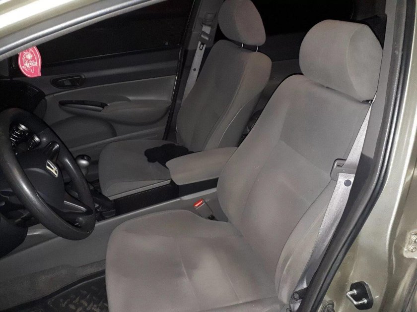 Чехлы на Хонда Цивик 4д 2008