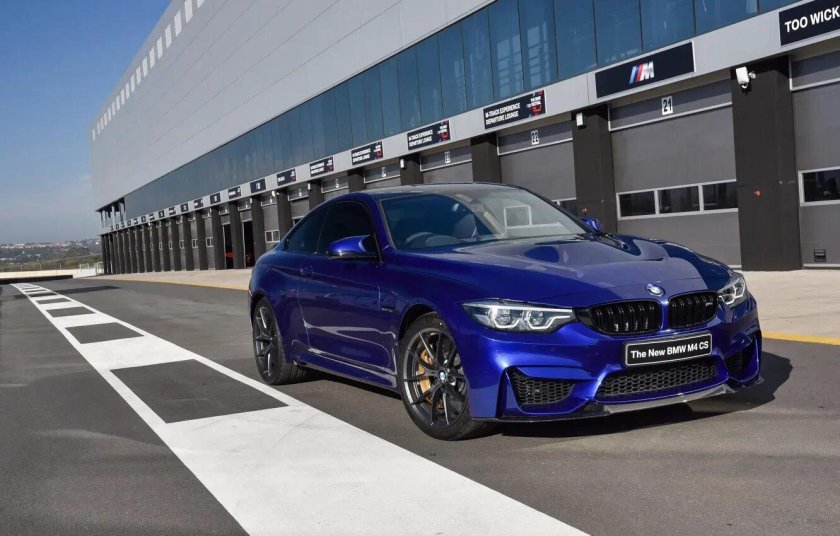 BMW m4 CS