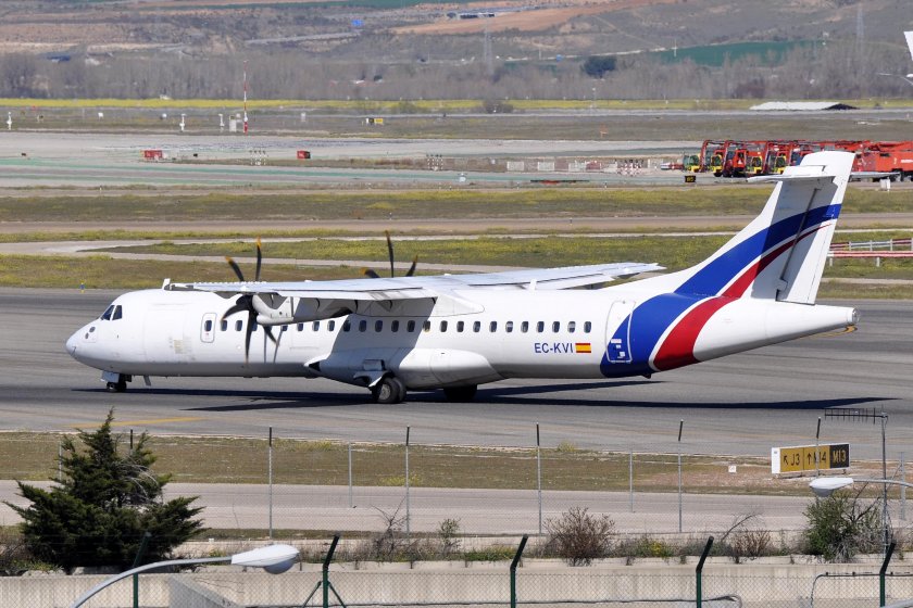 ATR 72-212a в аэропорту