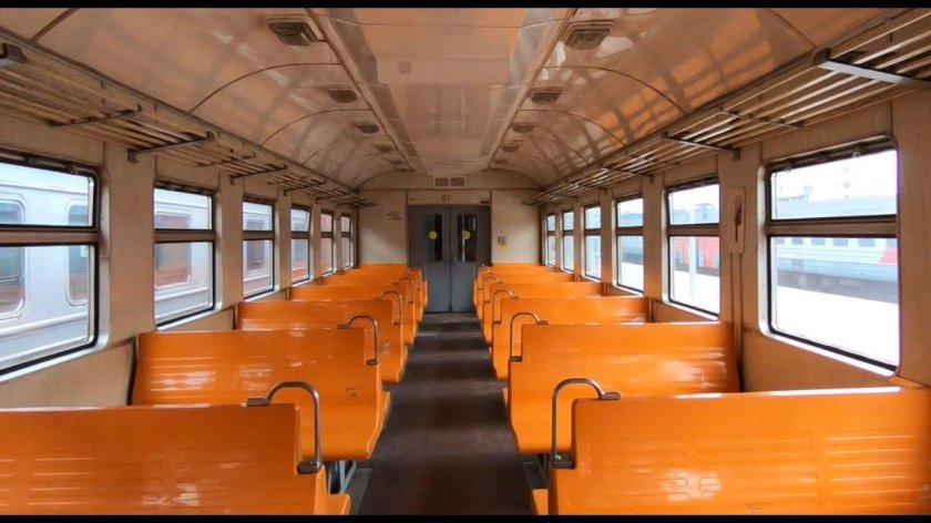 Электричка кузнечное