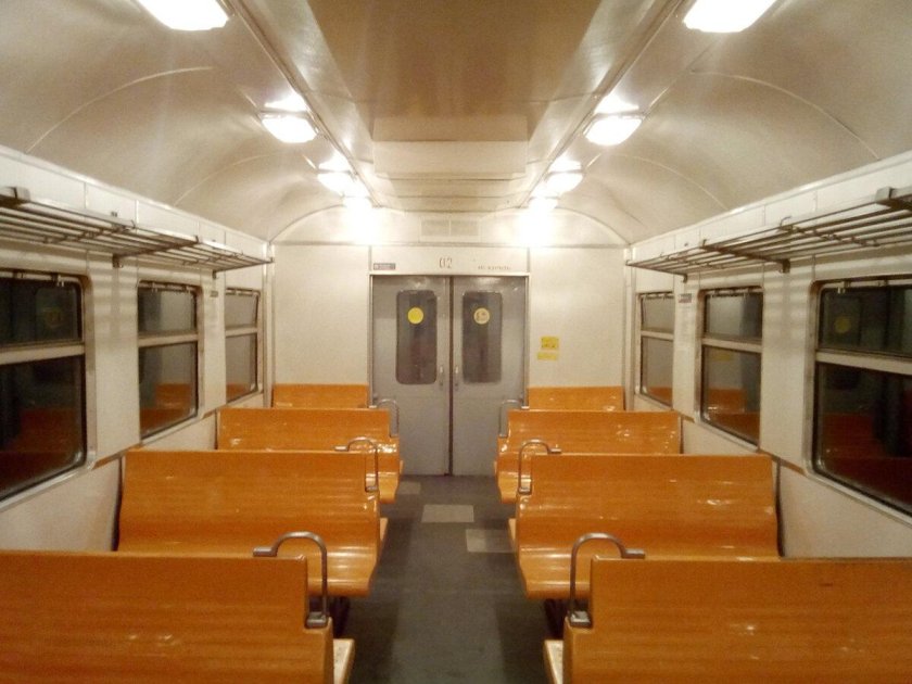 Эт2м вагон внутри
