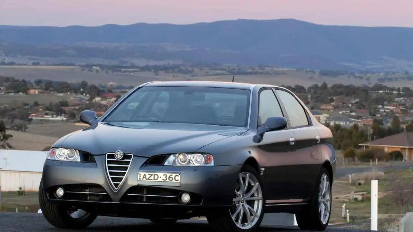 Alfa Romeo 166