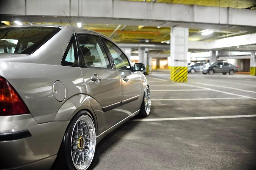 Форд фокус 1 стенс седан