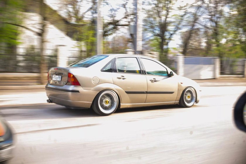 Ford Focus 1 стенс