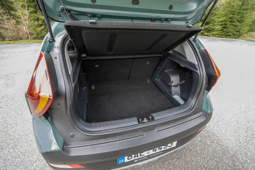 Hyundai Bayon 2022 багажник