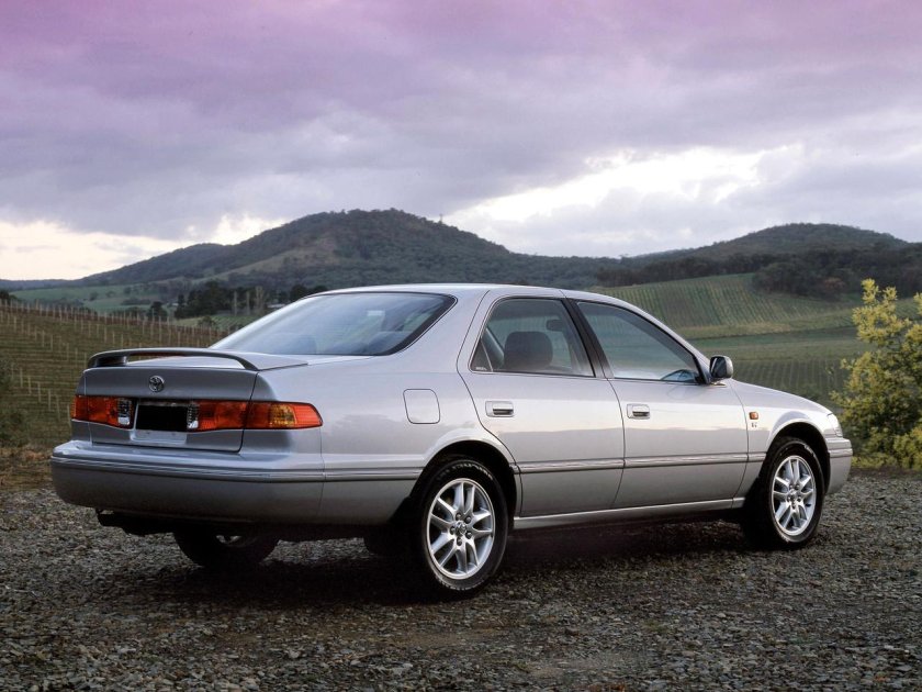 Toyota Camry 2000