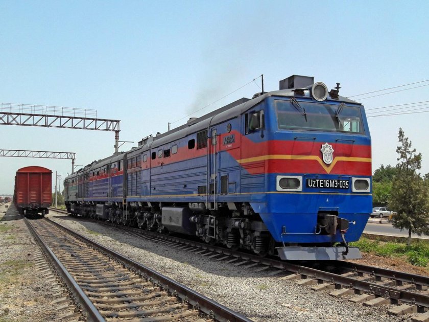 Тепловоз UZTE